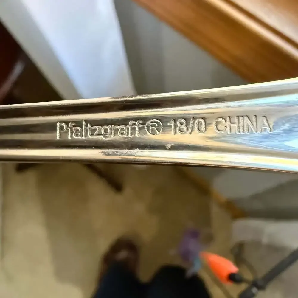 Pfaltzgraff‎ Capri Frost Flatware